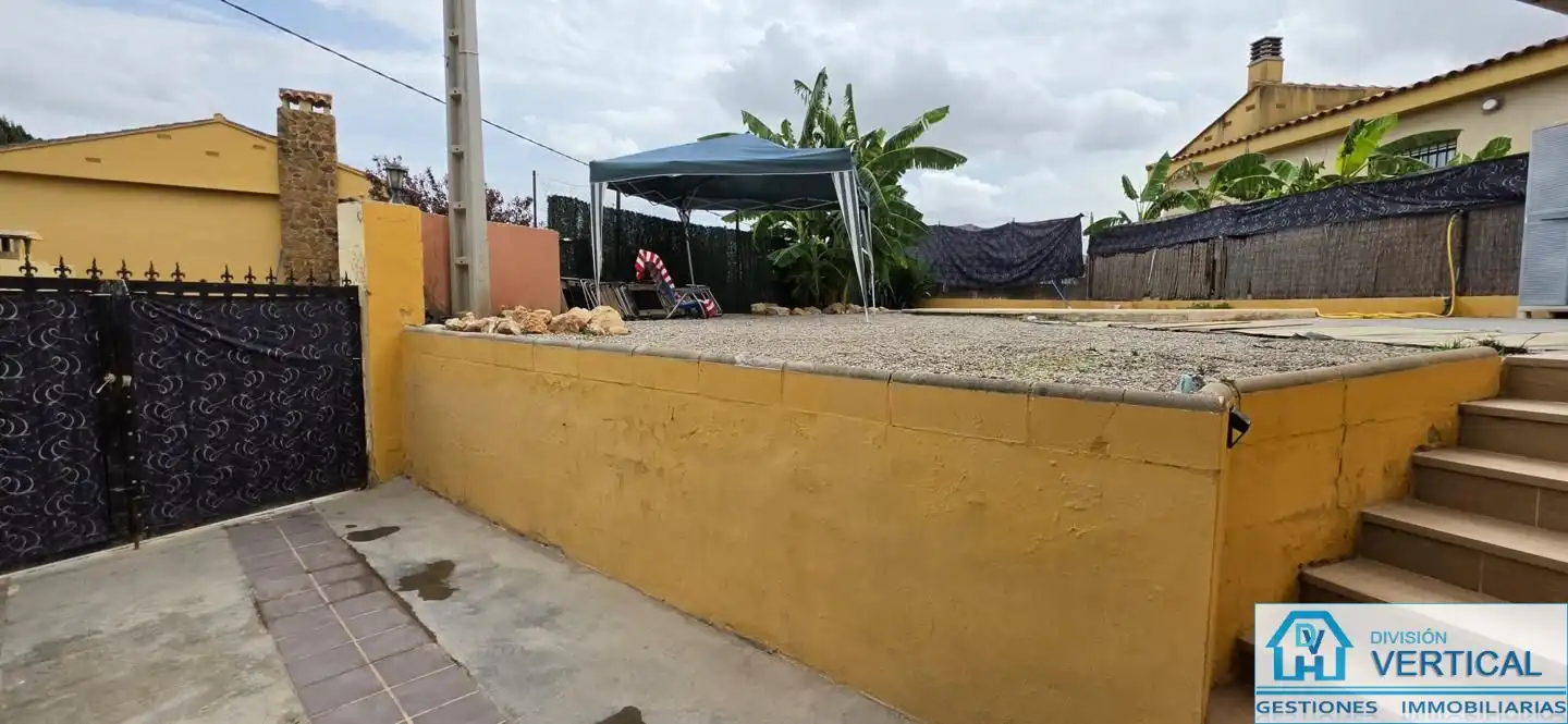Casa de 120 m² en Riba-roja de Túria