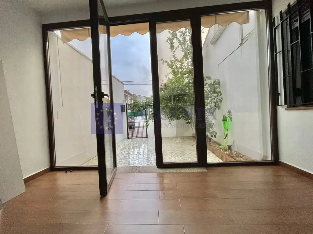 Casa de 160 m² en Malpartida de Cáceres