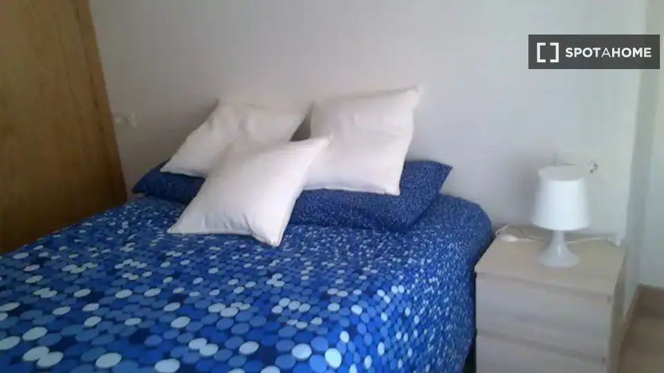 Habitación 69 m², Oviedo