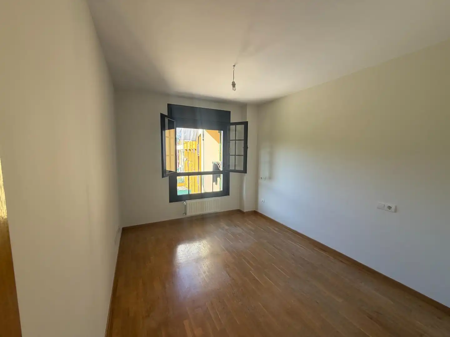Pis de 91 m² a Nava