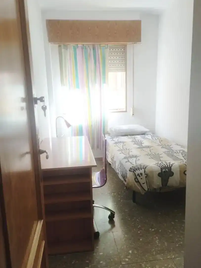 Habitación 10 m², Albacete