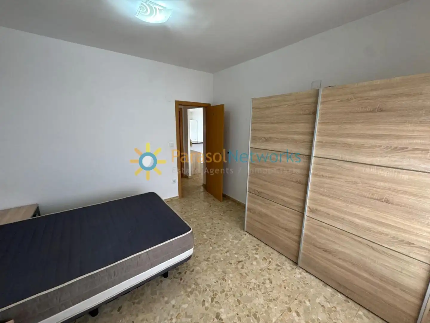 Piso en alquiler, Oliva