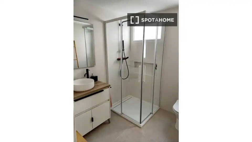 Habitación 75 m², Alicante