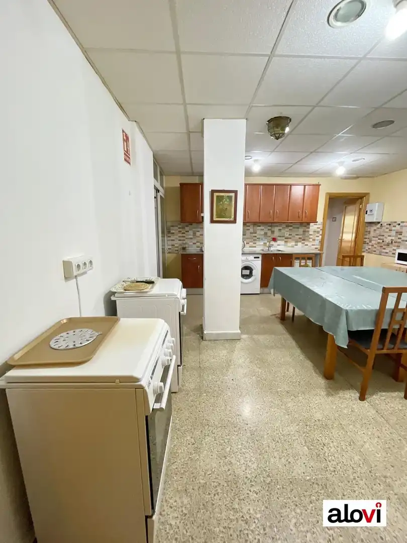 Habitación 131 m², Granada