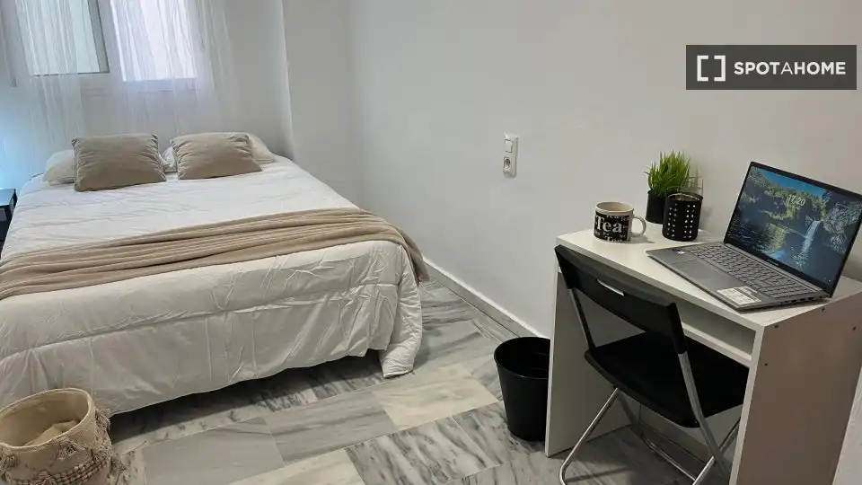 Habitación 138 m², Sevilla