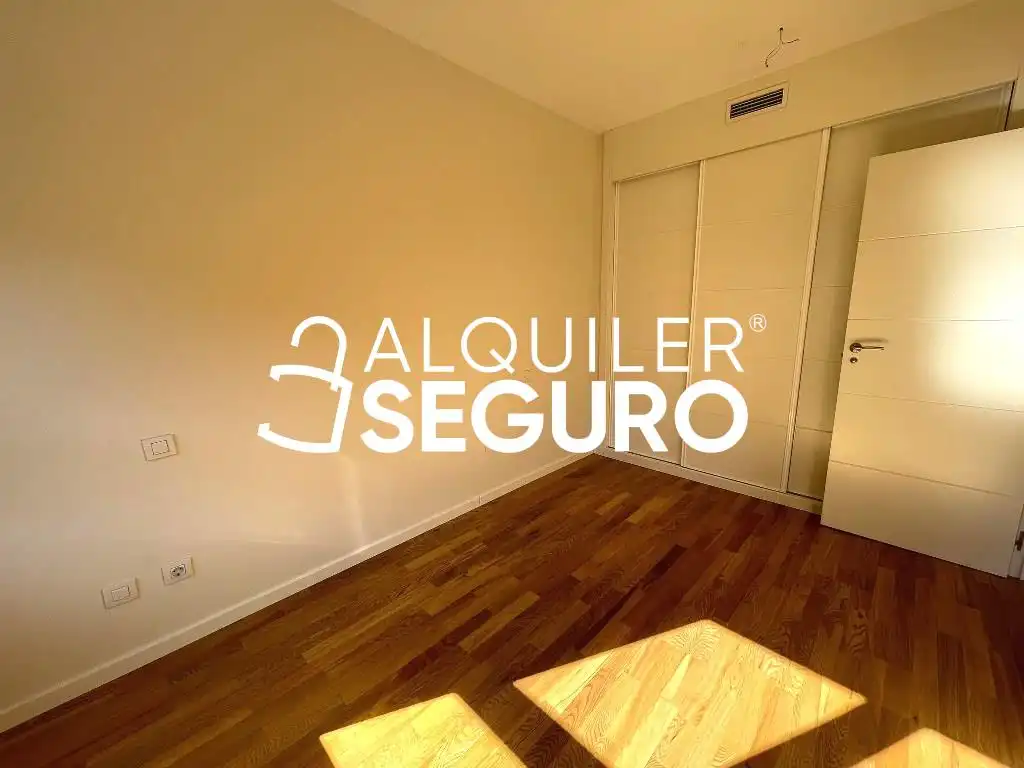 Flat 42 m² in Madrid