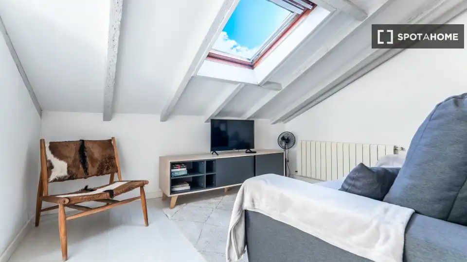 Habitación 75 m², Santander