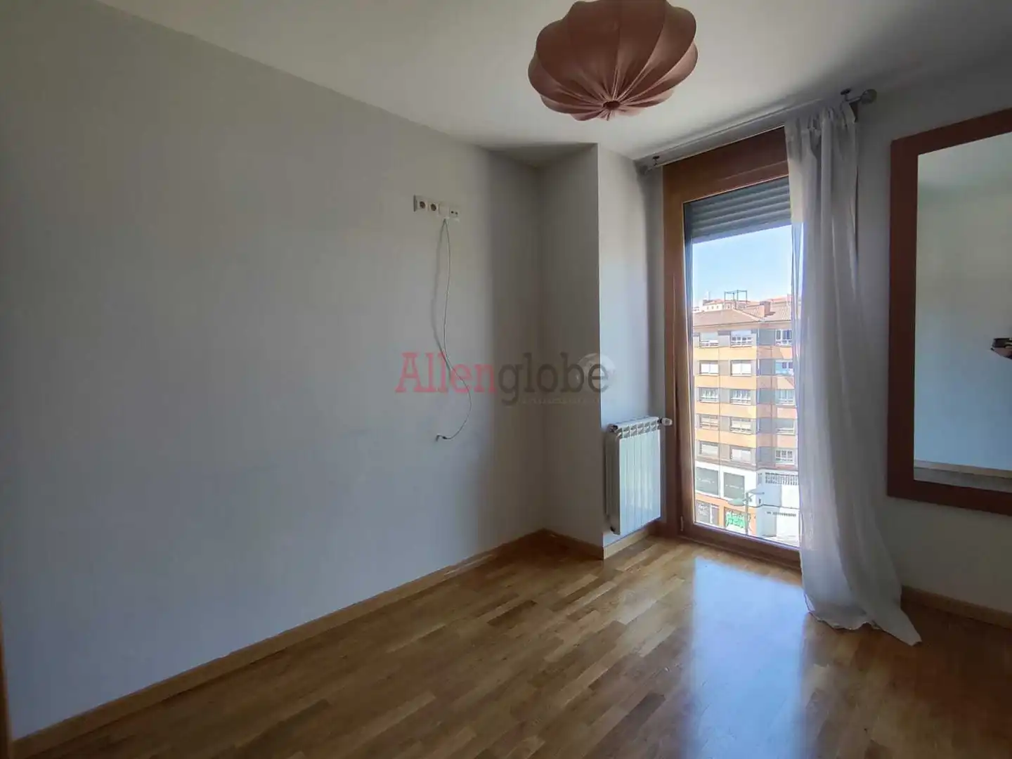 Pis de 45 m² a Oviedo