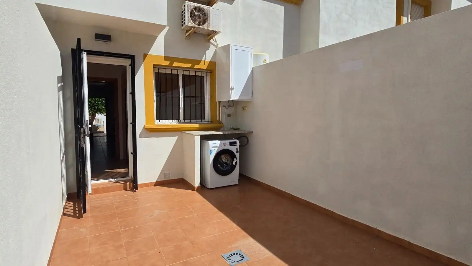 Casa de 90 m² a Oriola