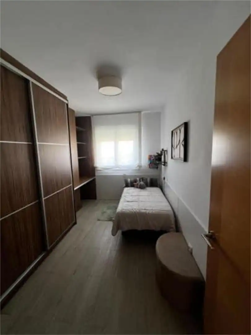 Piso de 85 m² en Roquetas de Mar