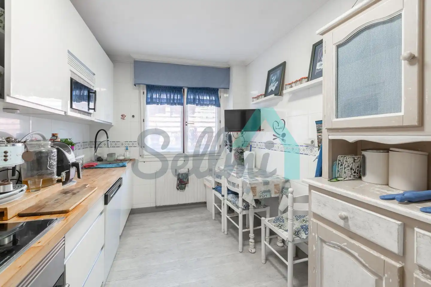 Habitación 187 m², Siero