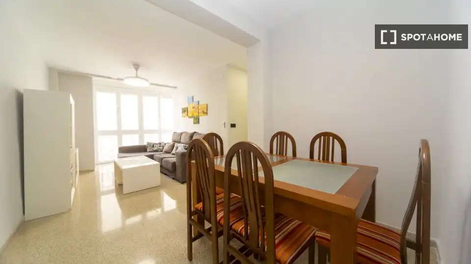 Habitación 138 m², Granada