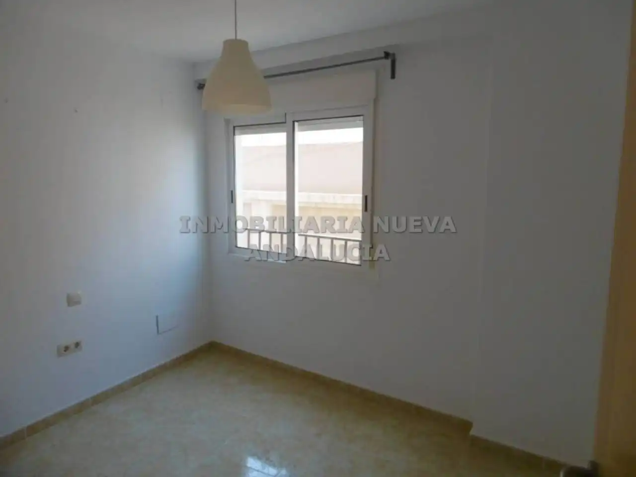 Piso de 90 m² en Almería