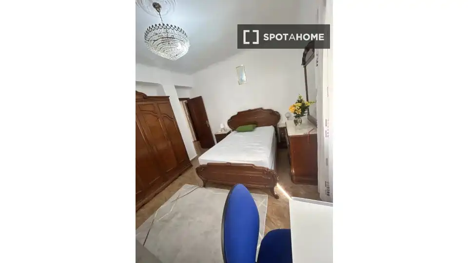 Habitación 89 m², Granada