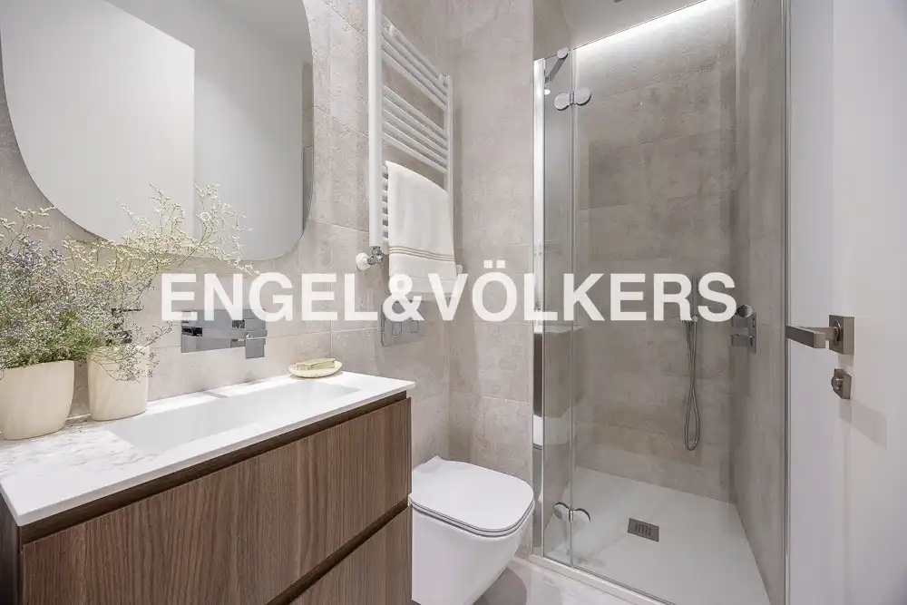 Wohnung 83 m² in Madrid