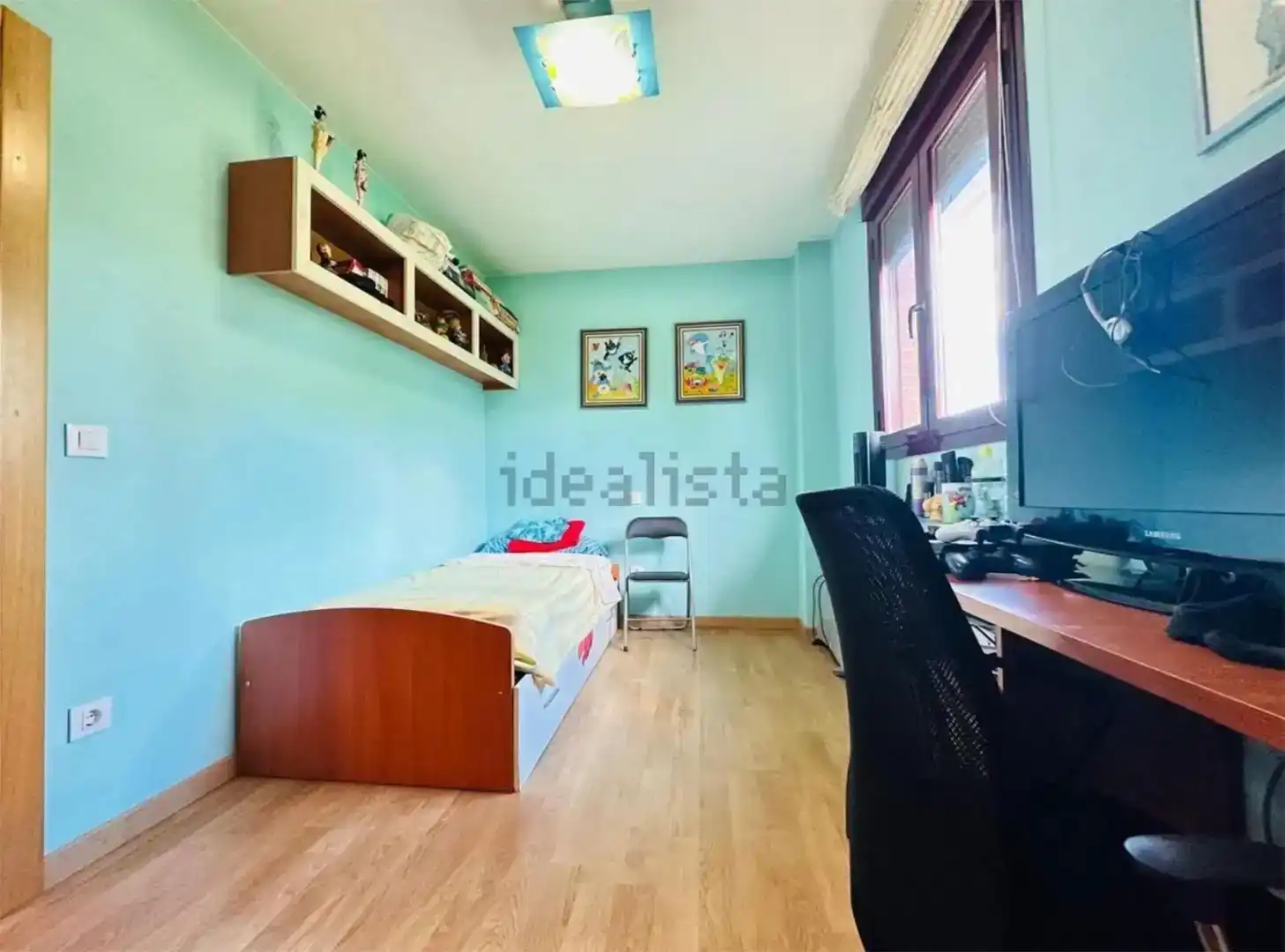 Habitación 160 m², Cadrete