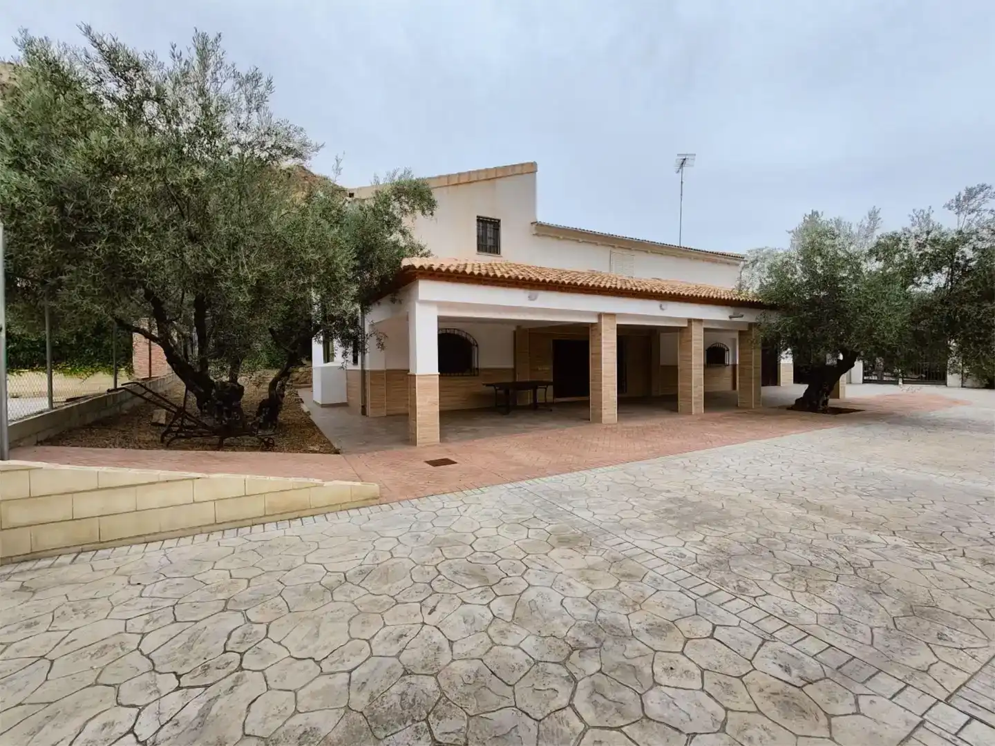 Piso de 320 m² en Benamejí