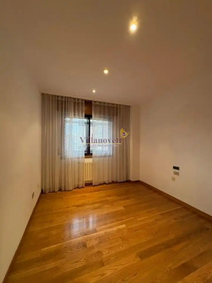 Piso de 70 m² en Vigo