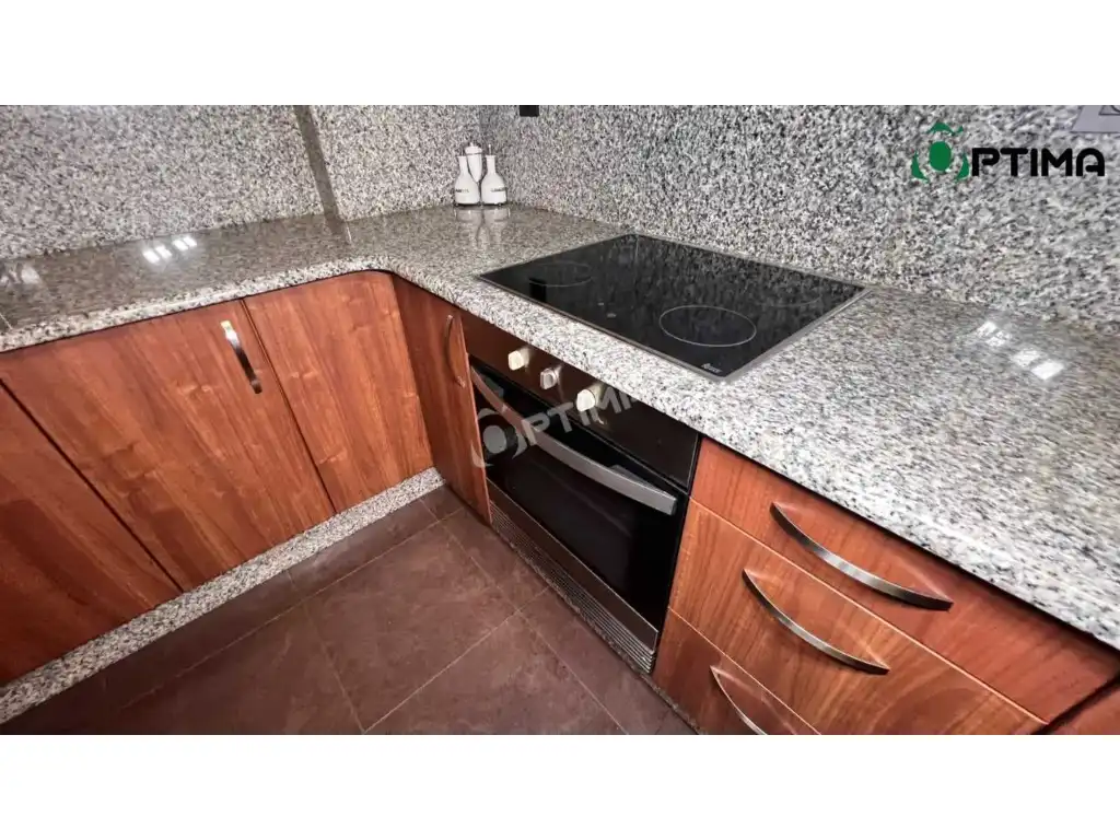 Piso de 95 m² en Santiago de Compostela