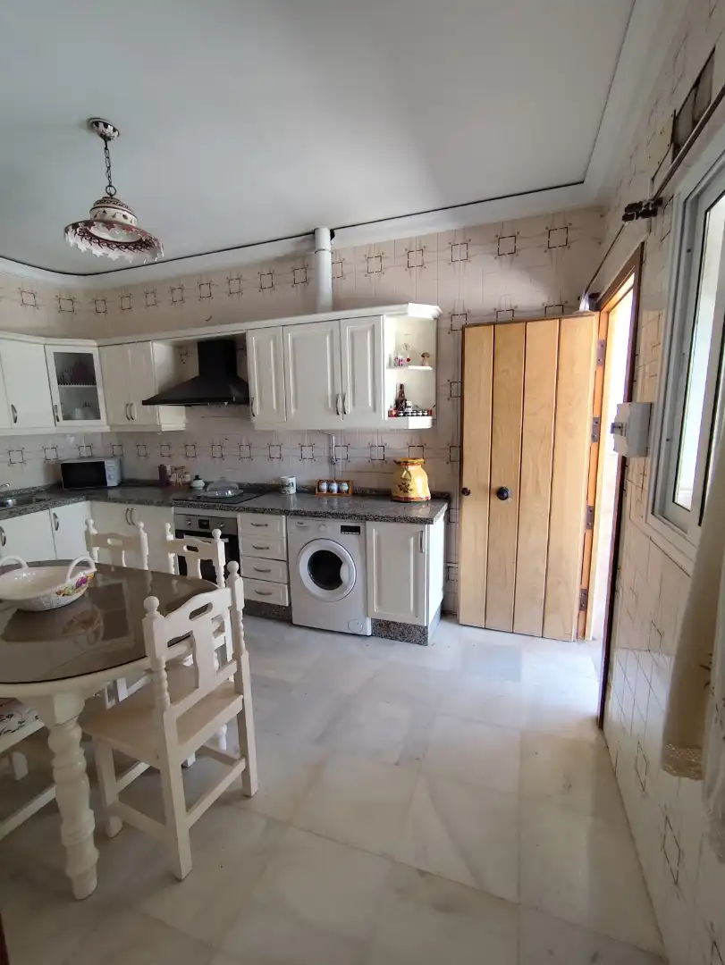 Casa de 220 m² en Valencina de la Concepción