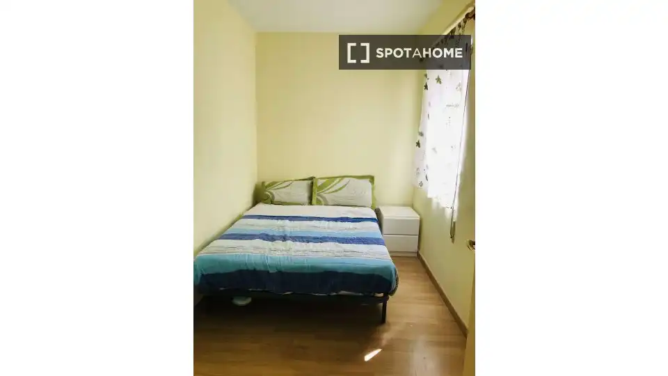 Habitación 75 m², Zaragoza