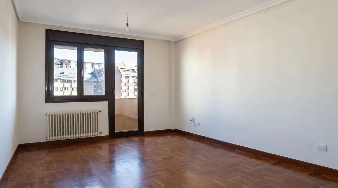 Piso de 85 m² en Oviedo