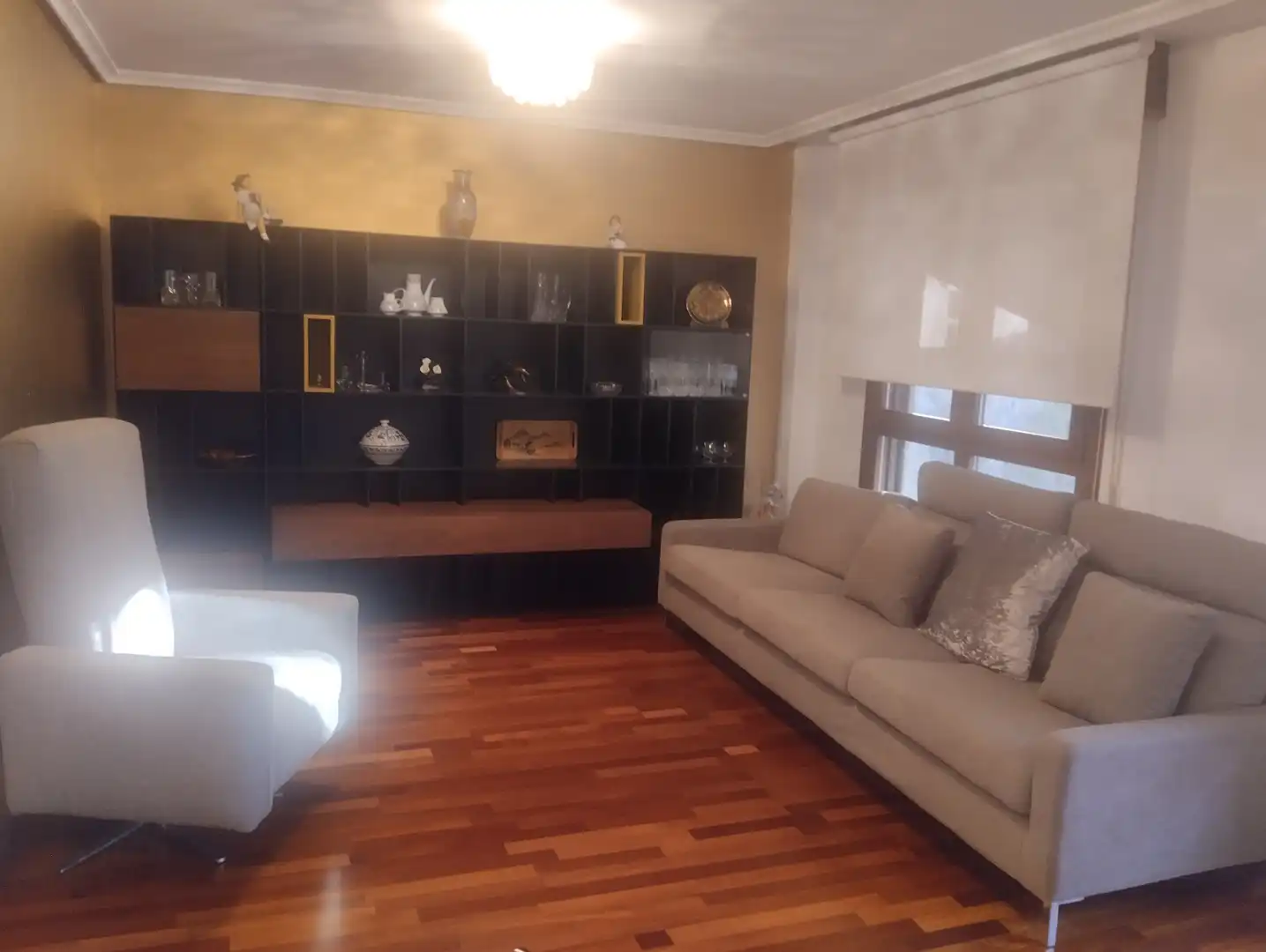 Casa de 250 m² en Zaragoza