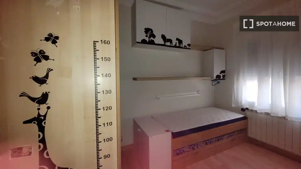 Habitación 81 m², Zaragoza