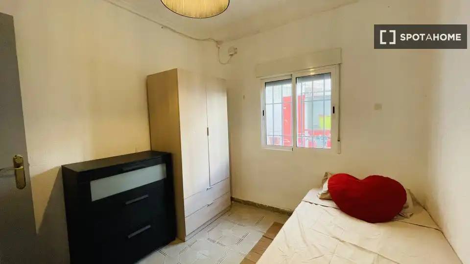 Habitación 86 m², Valencia