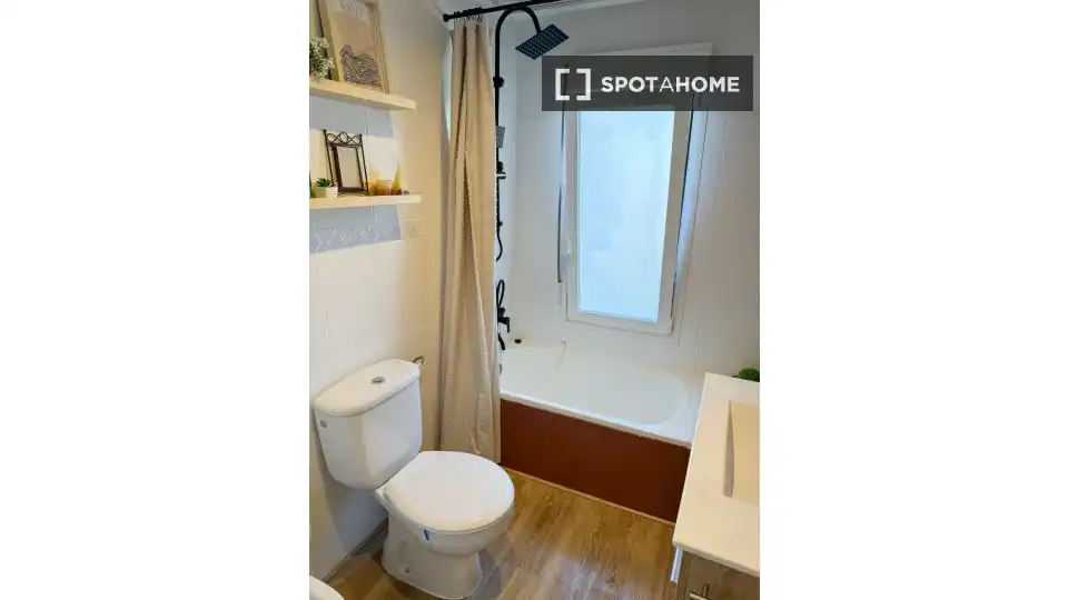 Habitación 144 m², Dénia