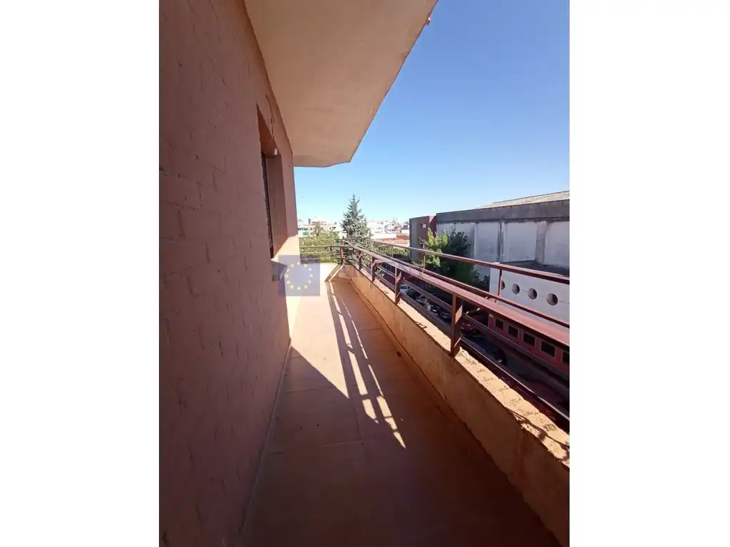 Piso de 90 m² en Cáceres