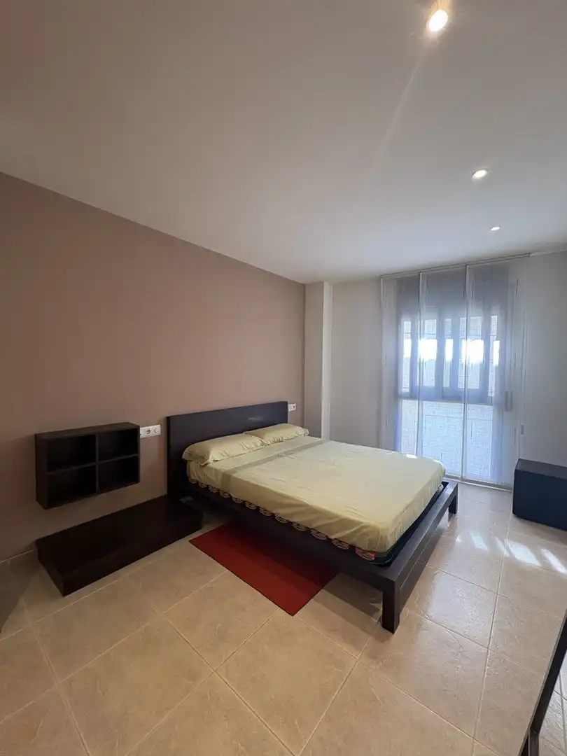 Pis de 77 m² a Anglès