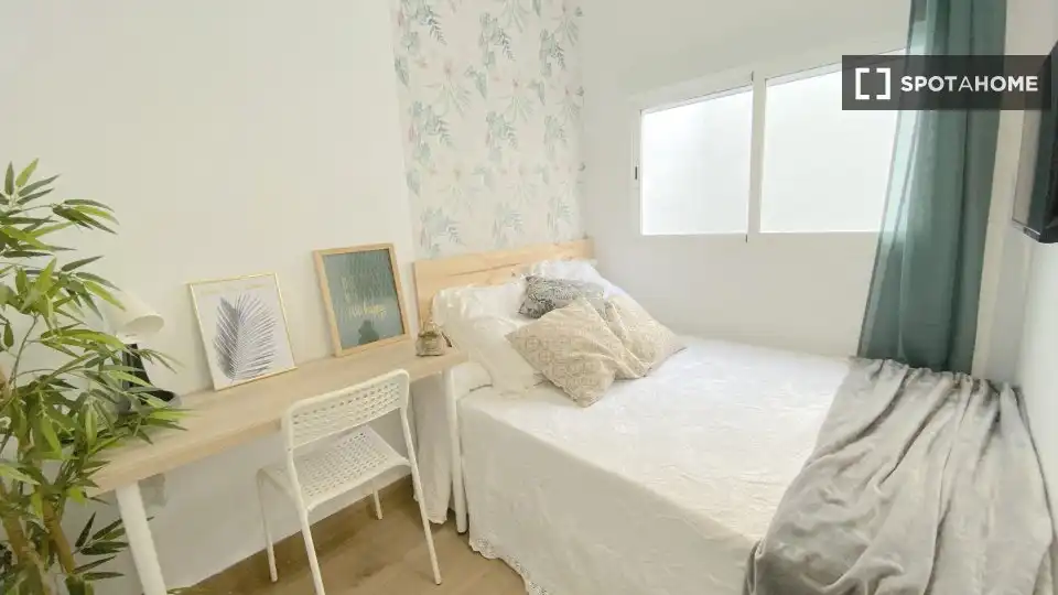 Habitación 230 m², Sevilla
