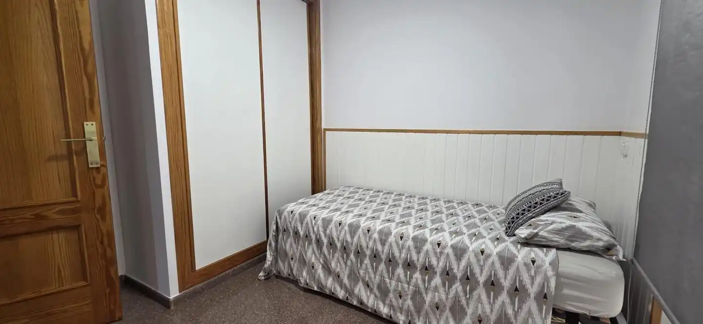 Habitación 100 m², Elche