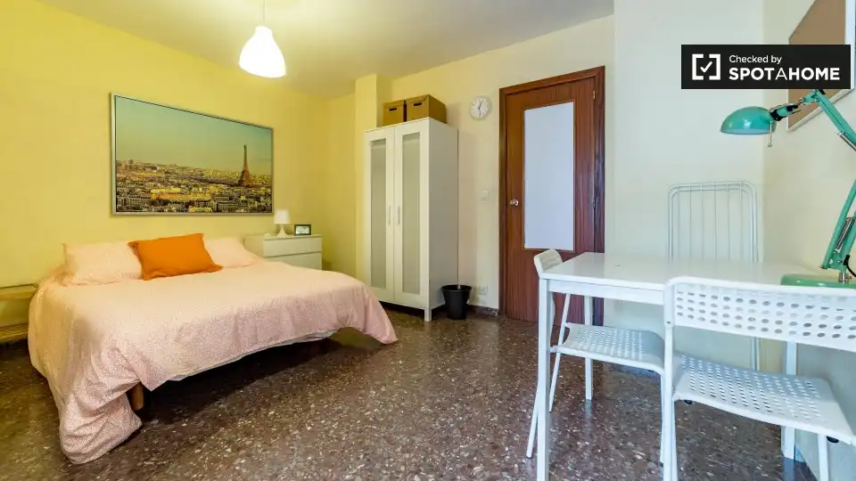 Habitación 90 m², Valencia