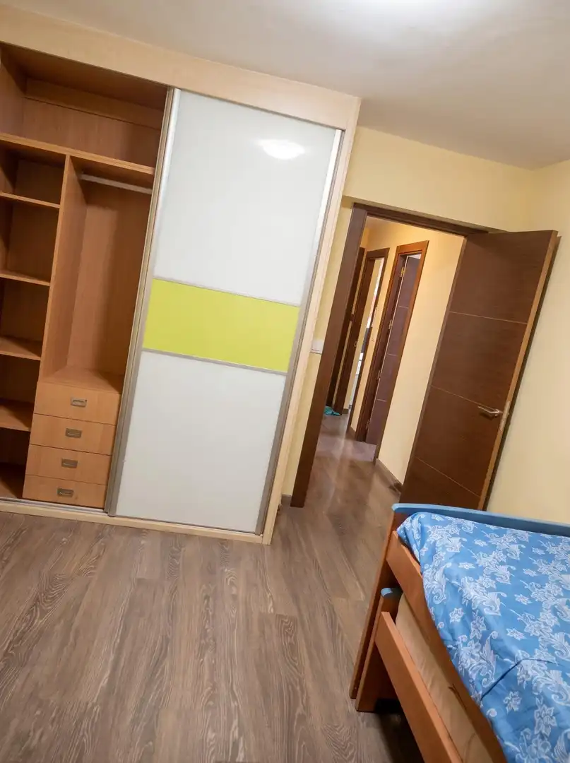 Piso de 90 m² en Granada