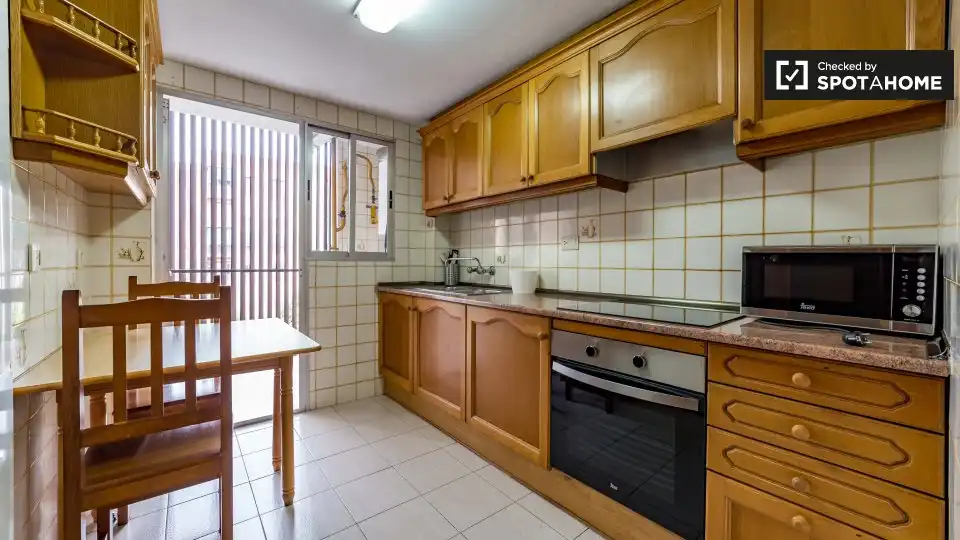 Habitación 90 m², Valencia