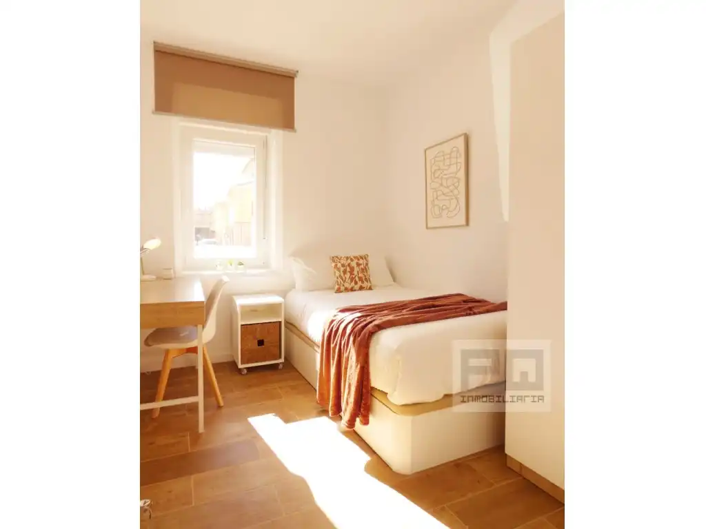 Habitación 100 m², Ávila