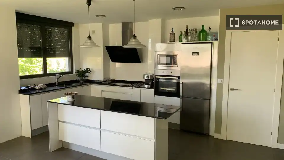 Habitación 518 m², Vega de Liébana