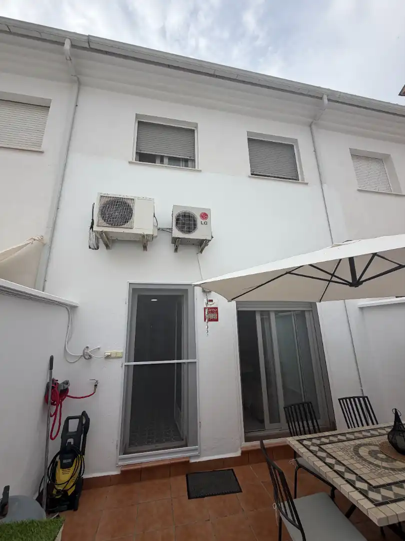House 102 m² in Maracena