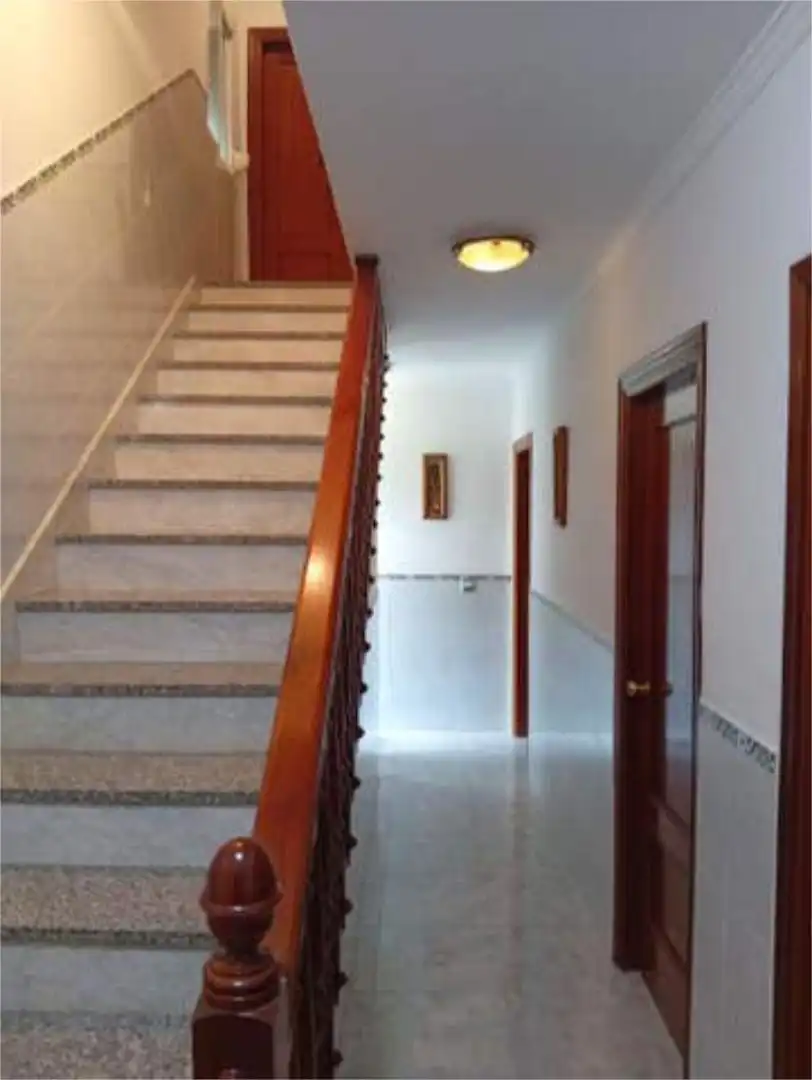 Casa de 100 m² a El Burgo