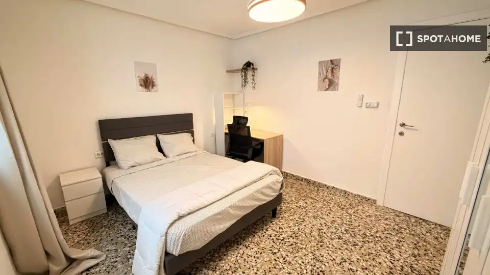 Habitación 100 m², Valencia