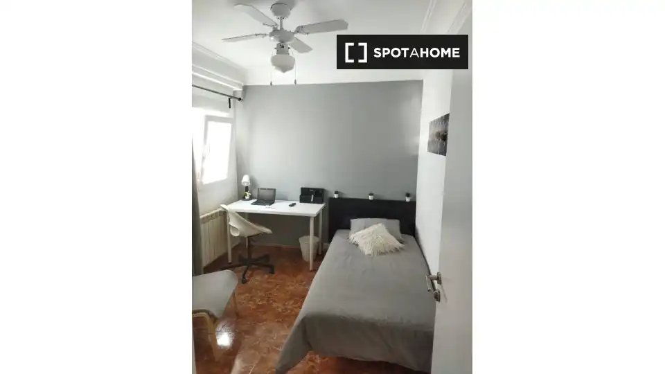 Habitación 78 m², Zaragoza