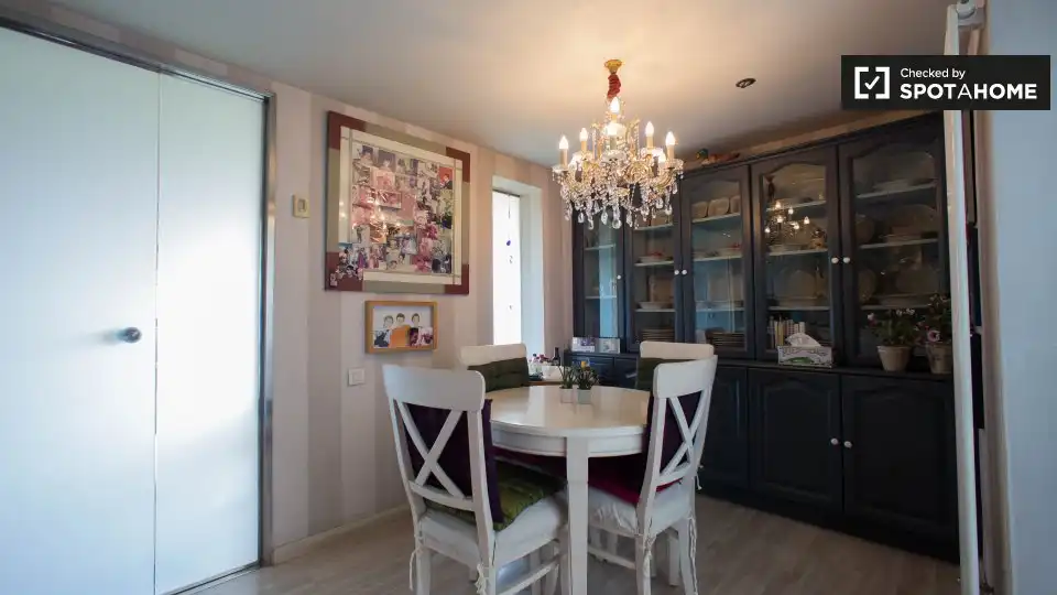 Habitación 375 m², Valencia