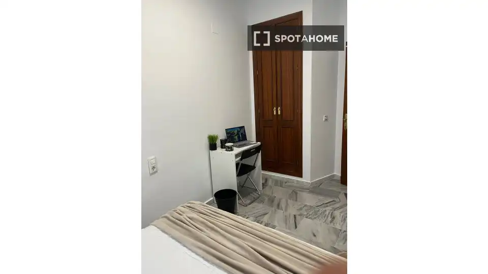 Habitación 138 m², Sevilla