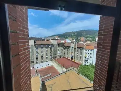 Piso de 66 m² en Oviedo