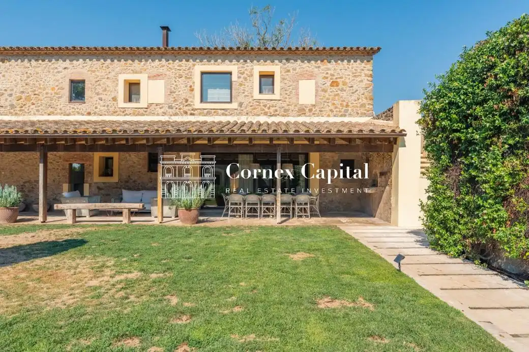 Casa de 855 m² en Pals