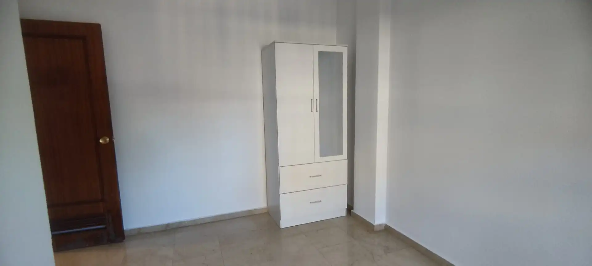 Habitació 100 m², Còrdova