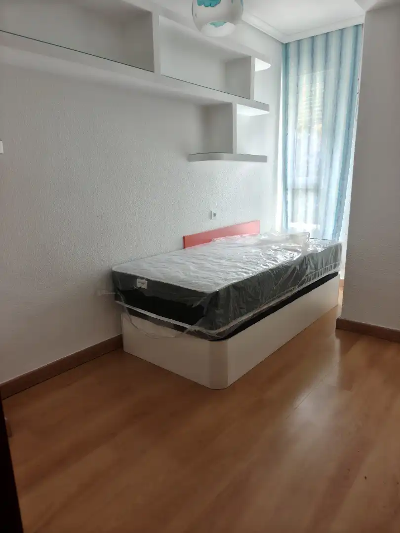 Pis de 88 m² a Còrdova