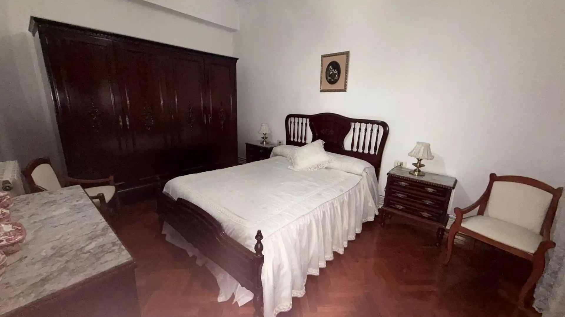 Habitación 80 m², Ourense